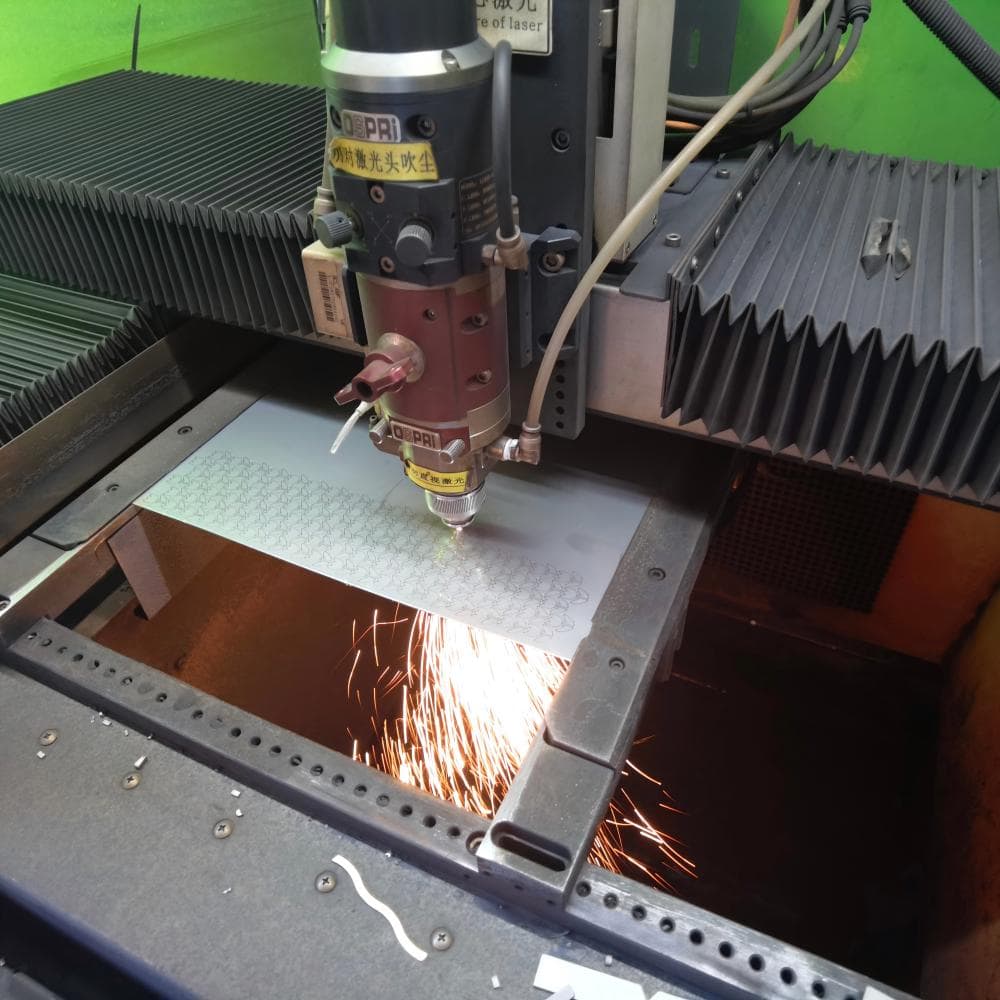 laser cutting machine 06